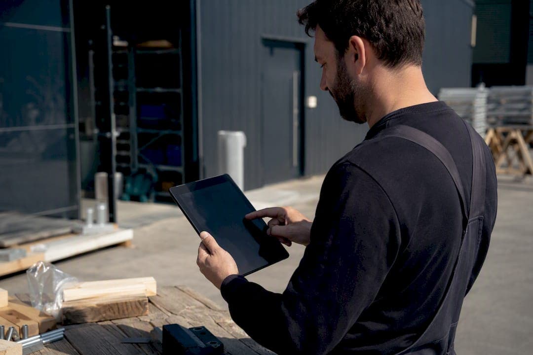 Teamverwaltung im Handwerk: Die richtige App finden