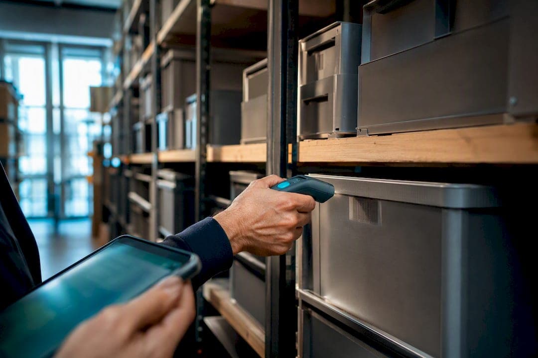Für 1–15 Mitarbeiter: Warenwirtschaft im Handwerk ohne ERP Ballast